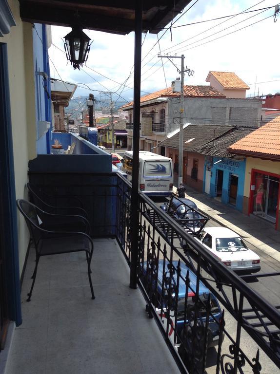 Los Faroles Hotel Uruapan (Michoacan) Room photo